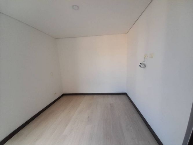 Apartamento de 2 alcobas en venta en Las Lomitas, Sabaneta, 60 m² · foto 13 de 17