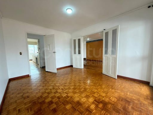 Apartamento de 4 alcobas en venta en Boston, Medellín, 169 m² · foto 4 de 17