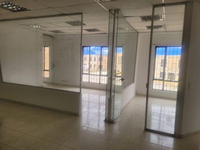 Bodega en arriendo en Ub El Trebol, Mosquera, 1681 m² · foto 10 de 15