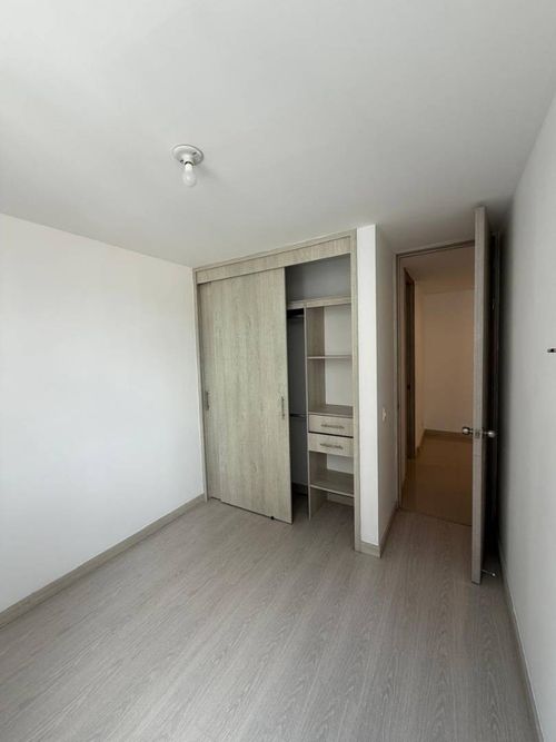 Apartamento de 3 alcobas en arriendo en Monteazul, Sabaneta, 70 m² · foto 5 de 13