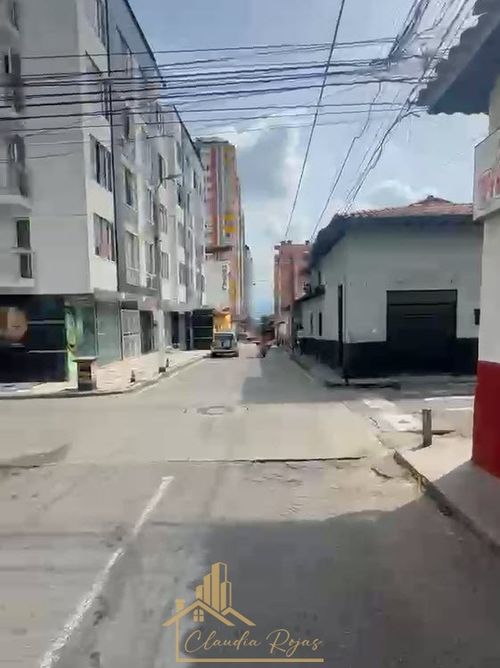 Casa de 7 alcobas en venta en Vercute, Floridablanca, 420 m² · foto 11 de 15