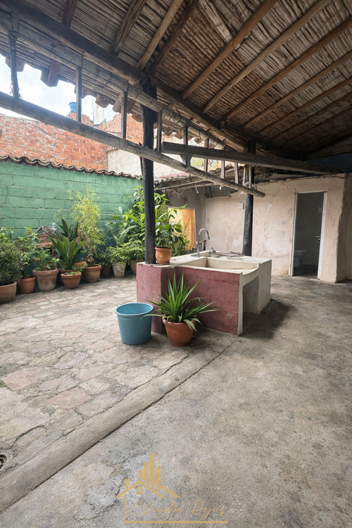 Casa de 7 alcobas en venta en Vercute, Floridablanca, 420 m² · foto 12 de 15