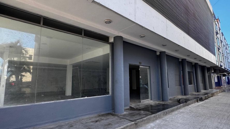 Edificio en venta en Centro, Neiva, 870 m² · foto 2 de 16