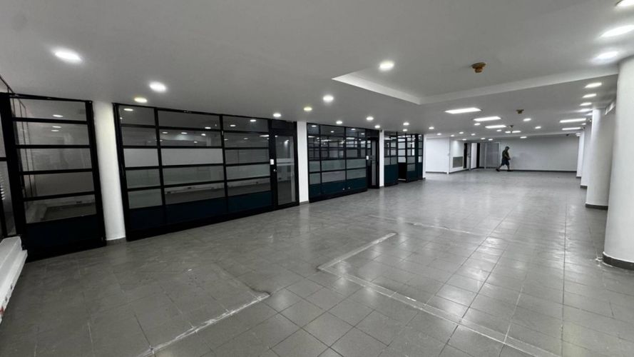 Edificio en venta en Centro, Neiva, 870 m² · foto 4 de 16