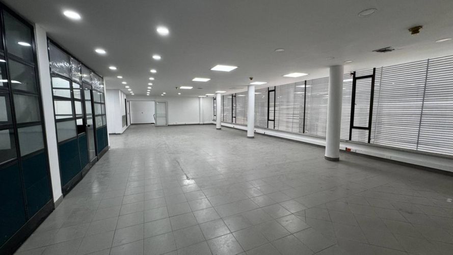 Edificio en venta en Centro, Neiva, 870 m² · foto 7 de 16