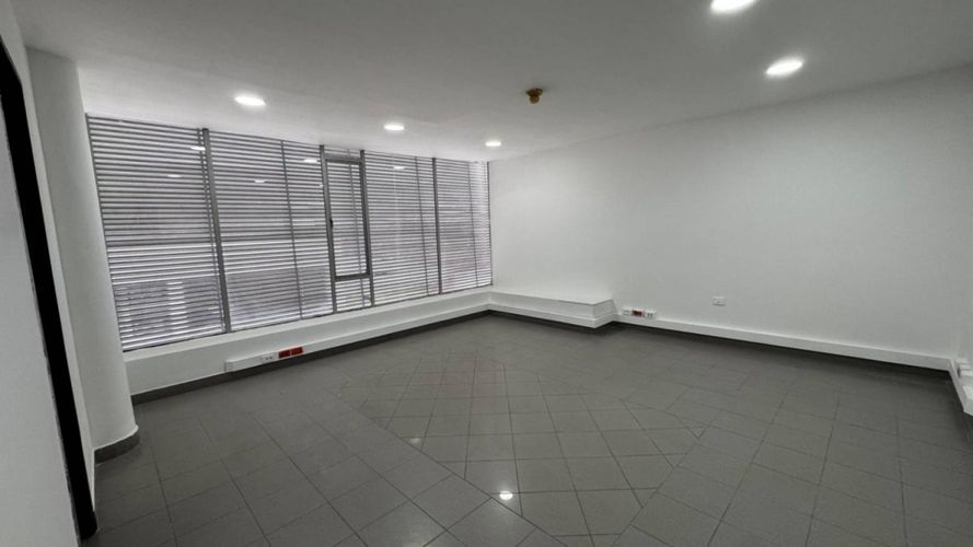 Edificio en venta en Centro, Neiva, 870 m² · foto 12 de 16