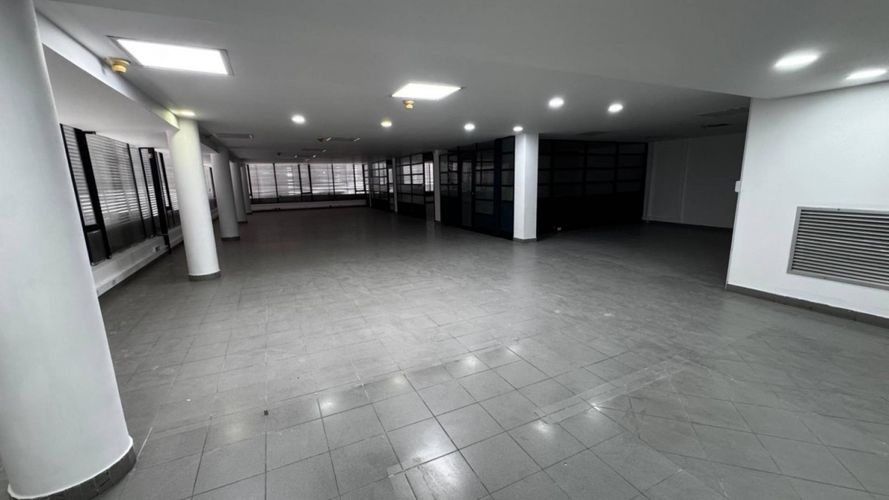 Edificio en venta en Centro, Neiva, 870 m² · foto 13 de 16