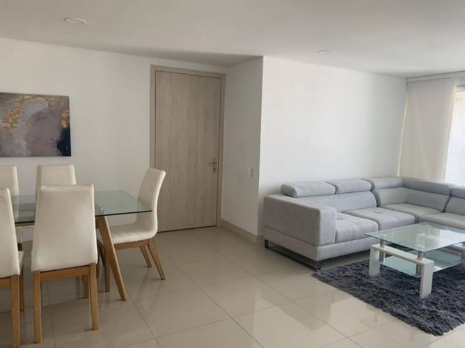 Apartamento de 2 alcobas en venta en Crespo, Cartagena, 87 m² · foto 2 de 11