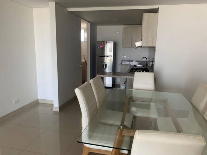 Apartamento de 2 alcobas en venta en Crespo, Cartagena, 87 m² · foto 3 de 11