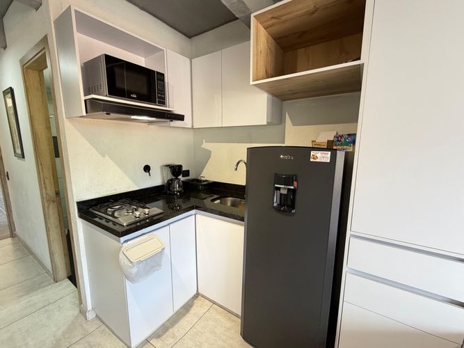 Apartaestudio en venta en Bombona No.1, Medellín, 19 m² · foto 4 de 23