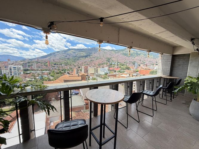 Apartaestudio en venta en Bombona No.1, Medellín, 19 m² · foto 15 de 23