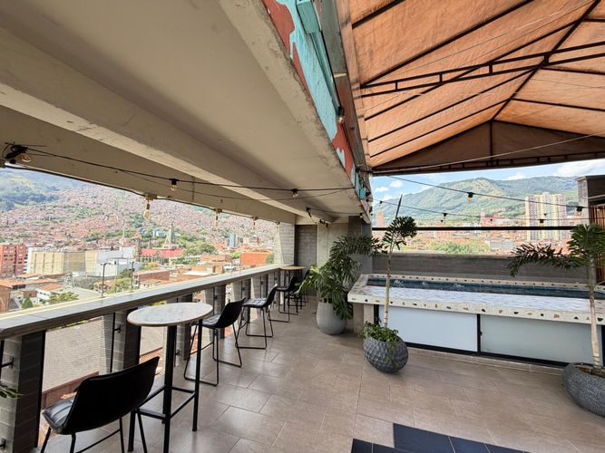 Apartaestudio en venta en Bombona No.1, Medellín, 19 m² · foto 16 de 23