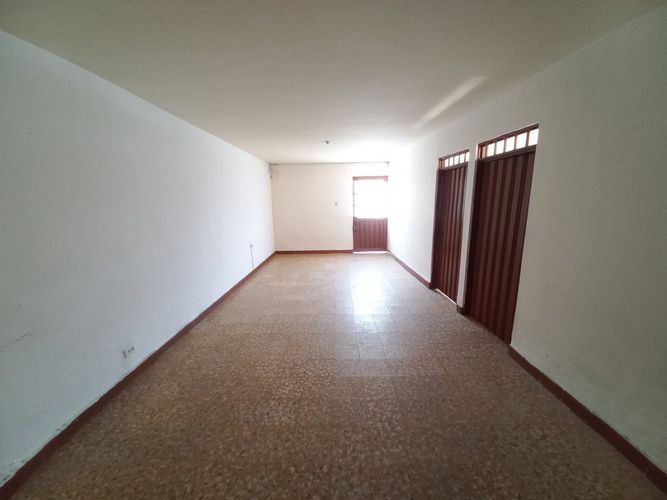 Casa de 3 alcobas en arriendo en Ub. La Victoria, Ibagué, 253 m² · foto 8 de 24
