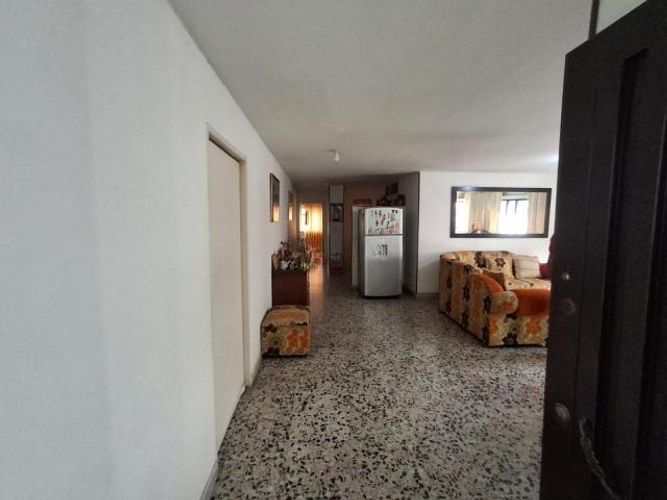 Apartamento de 3 alcobas en venta en Granada, Cali, 140 m² · foto 3 de 14