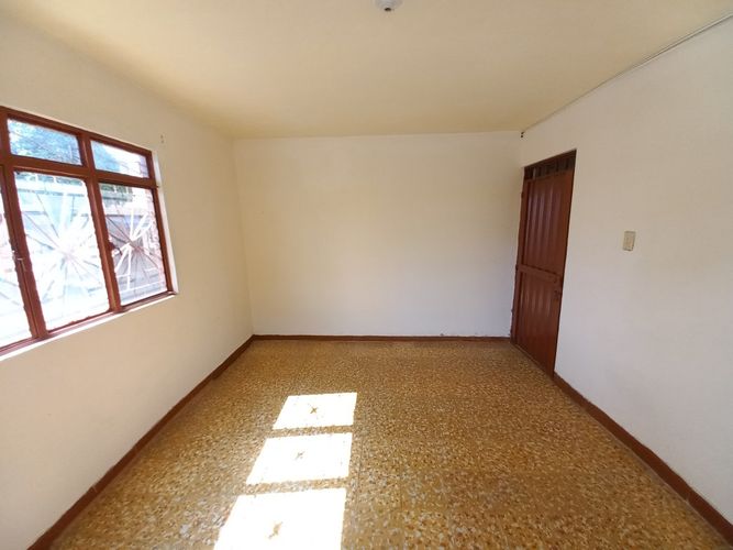 Casa de 3 alcobas en arriendo en Ub. La Victoria, Ibagué, 253 m² · foto 10 de 24