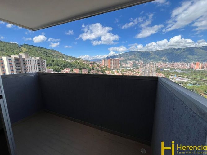 Apartamento de 3 alcobas en venta en Machado, Copacabana, 75 m² · foto 8 de 20