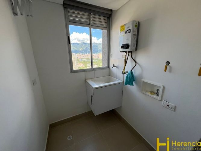 Apartamento de 3 alcobas en venta en Machado, Copacabana, 75 m² · foto 9 de 20