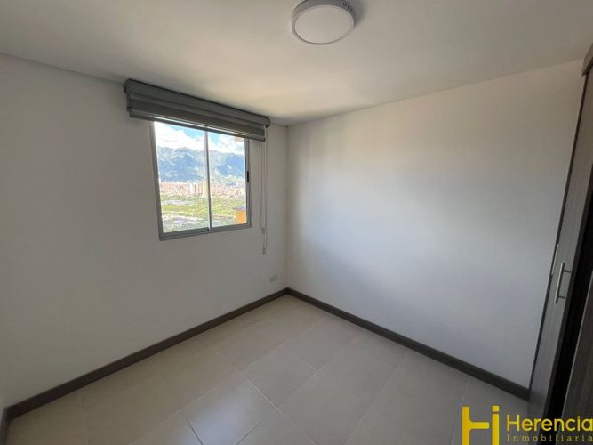 Apartamento de 3 alcobas en venta en Machado, Copacabana, 75 m² · foto 10 de 20