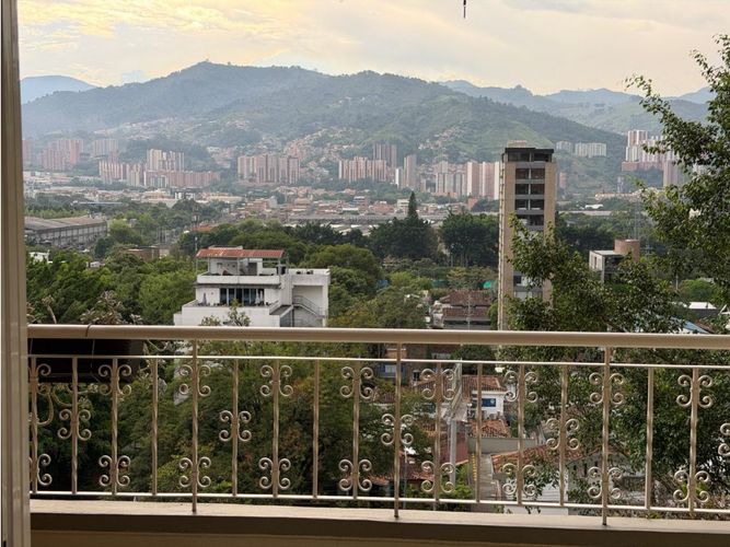 Apartamento de 2 alcobas en arriendo en Santa Maria De Los Angeles, Medellín, 92 m² · foto 4 de 12