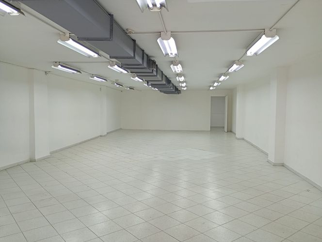 Local en arriendo en Los Naranjos, Itagüí, 185 m² · foto 5 de 9