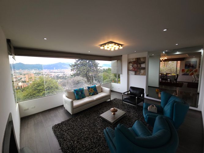 Casa en venta en Cerros De Suba, Bogotá · foto 17 de 22