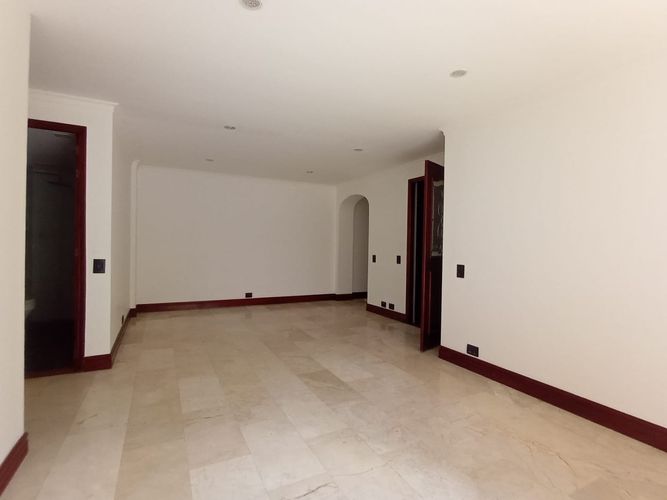 Apartamento de 3 alcobas en arriendo en Laureles, Medellín, 115 m² · foto 4 de 15