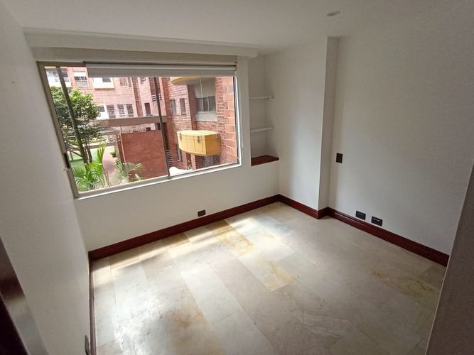 Apartamento de 3 alcobas en arriendo en Laureles, Medellín, 115 m² · foto 9 de 15