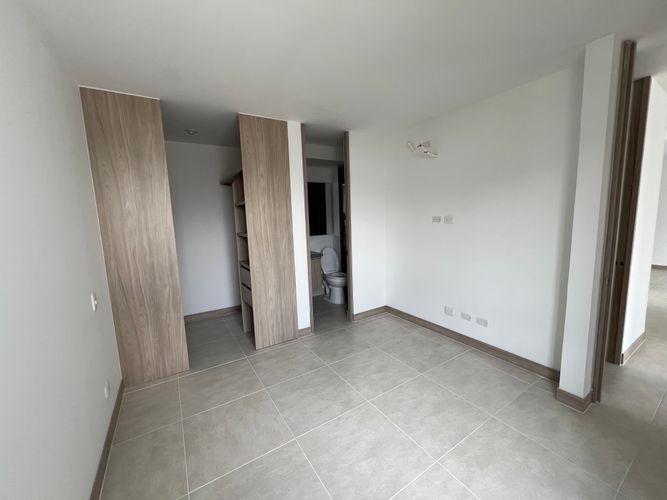 Apartamento de 3 alcobas en venta en Prados Del Norte, Cali, 70 m² · foto 5 de 12