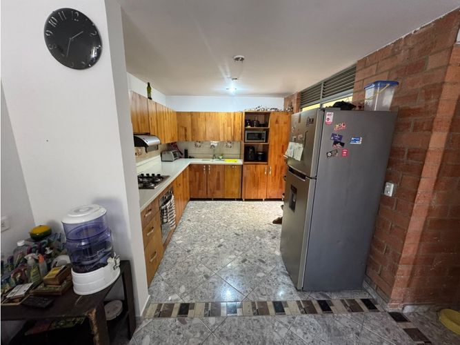 Casa de 4 alcobas en venta en Poblado Del Sur, La Estrella, 160 m² · foto 2 de 24
