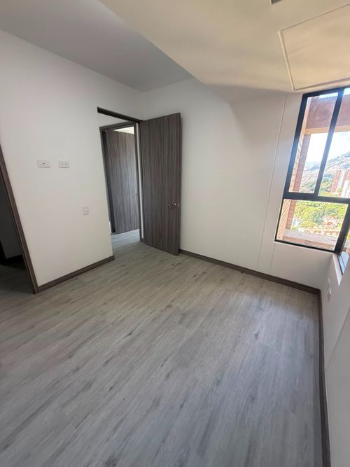 Apartamento de 3 alcobas en arriendo en Vía Las Palmas, Medellín, 82 m² · foto 7 de 12