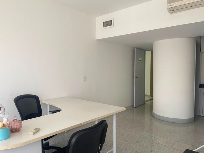 Consultorio en venta en El Poblado, Medellín, 123 m² · foto 6 de 20