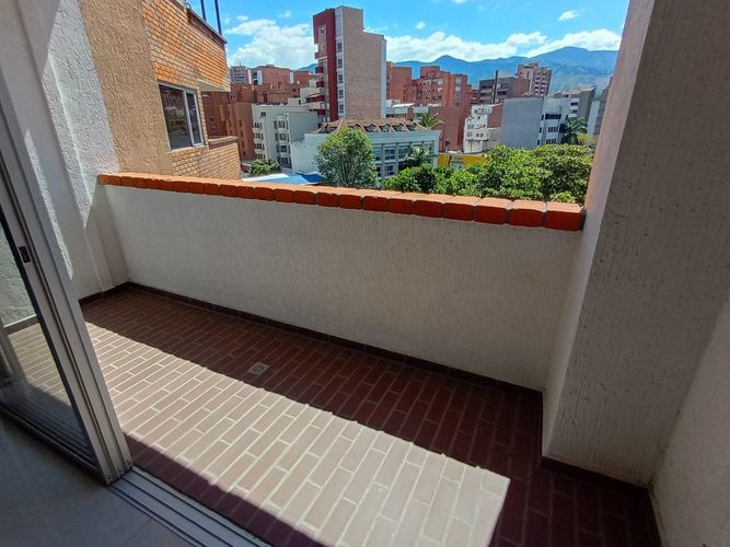 Apartamento de 4 alcobas en venta en Laureles, Medellín, 137 m² · foto 19 de 19