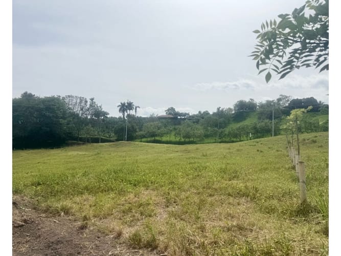 Lote en venta en La Caba�A, Manizales, 5586 m² · foto 10 de 13