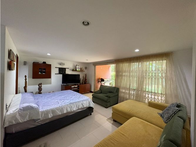 Casa de 3 alcobas en venta en Cumbres, Envigado, 282 m² · foto 7 de 15