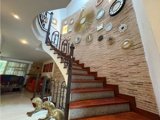 Casa de 3 alcobas en venta en Cumbres, Envigado, 282 m² · foto 10 de 15