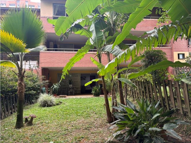 Casa de 3 alcobas en venta en Cumbres, Envigado, 282 m² · foto 12 de 15