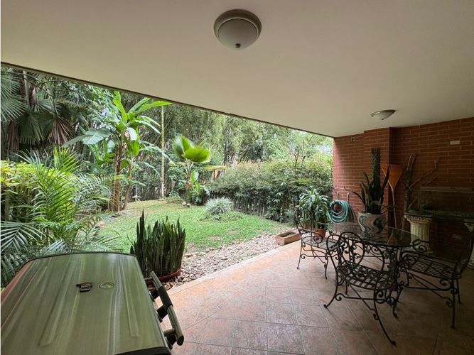 Casa de 3 alcobas en venta en Cumbres, Envigado, 282 m² · foto 14 de 15