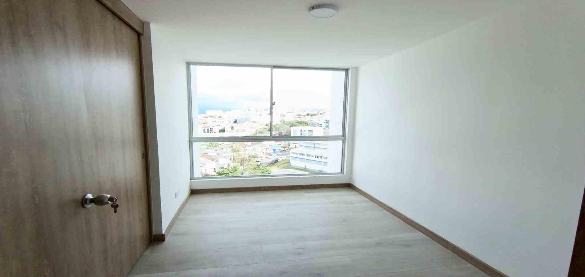 Apartamento en venta en Chipre, Manizales · foto 3 de 24