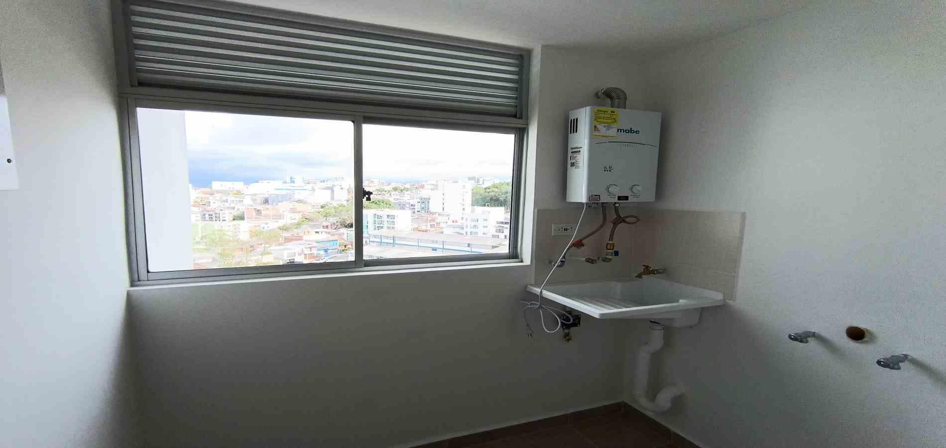 Apartamento en venta en Chipre, Manizales · foto 4 de 24