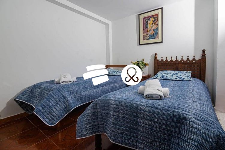 Casa de 9 alcobas en venta en Engativá, Bogotá, 330 m² · foto 15 de 19