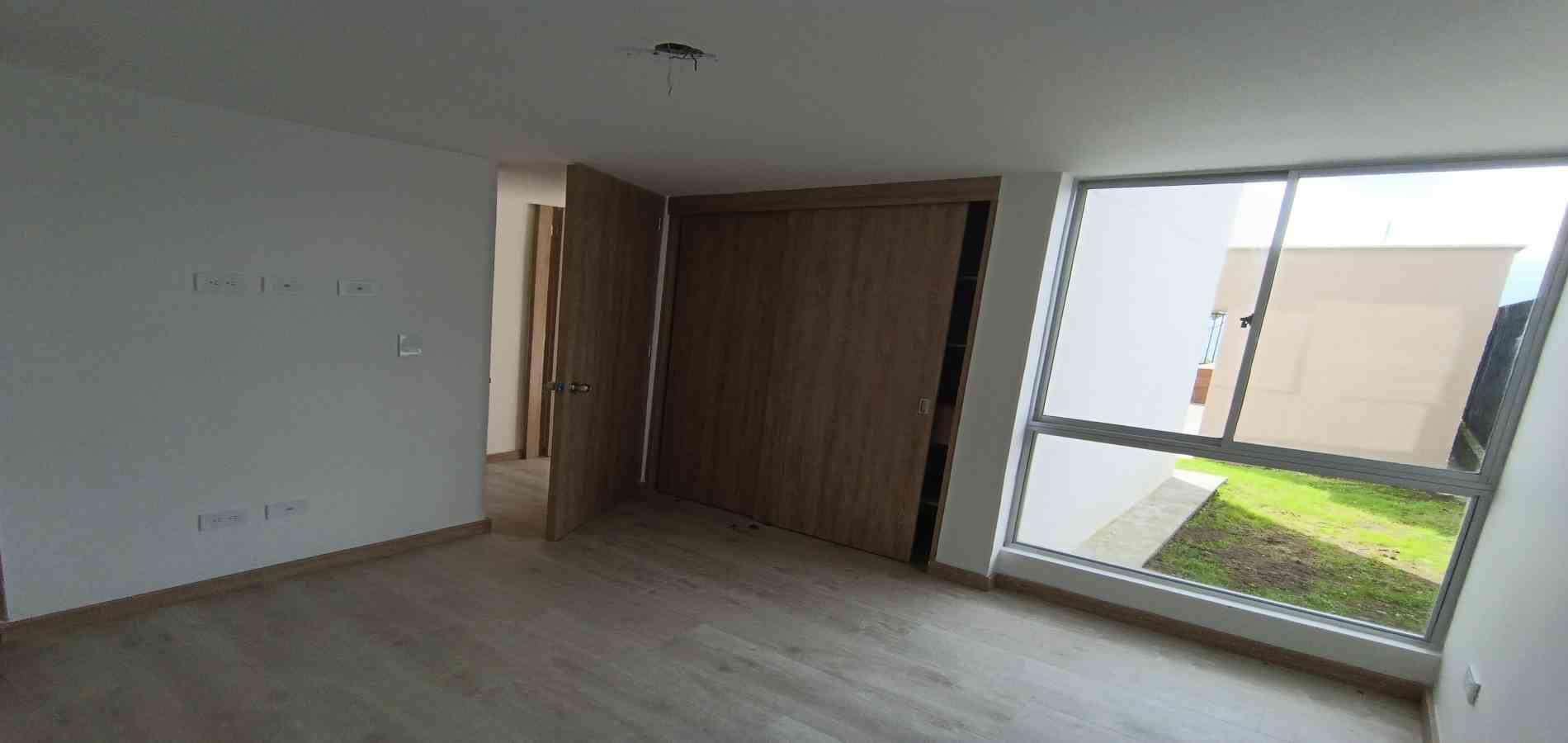 Apartamento en venta en Chipre, Manizales · foto 6 de 16