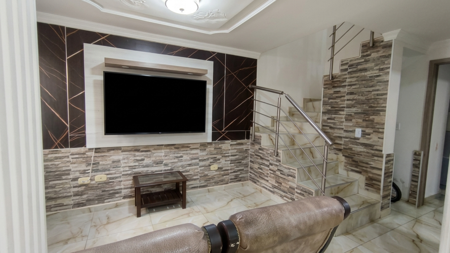 Casa de 4 alcobas en venta en Villa Campestre, Girón · foto 4 de 15