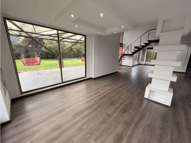 Casa de 4 alcobas en venta en Parcelas, Cota, 257 m² · foto 10 de 24