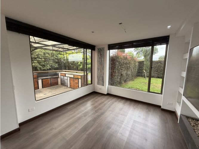 Casa de 4 alcobas en venta en Parcelas, Cota, 257 m² · foto 12 de 24