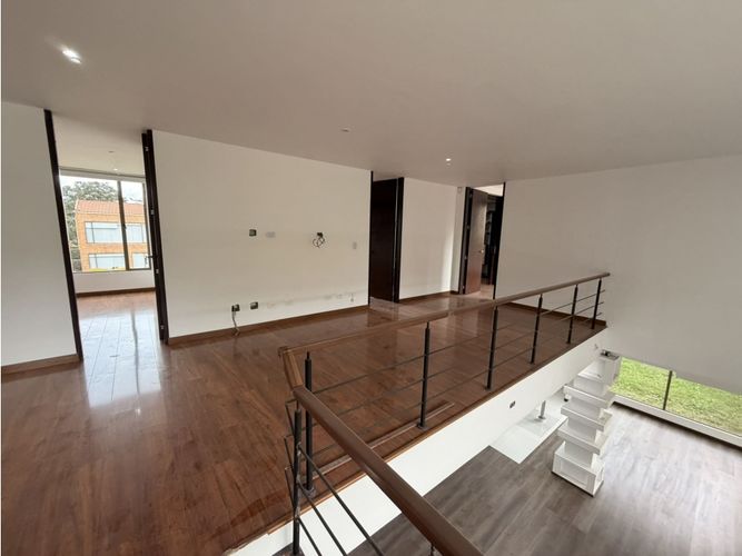 Casa de 4 alcobas en venta en Parcelas, Cota, 257 m² · foto 21 de 24