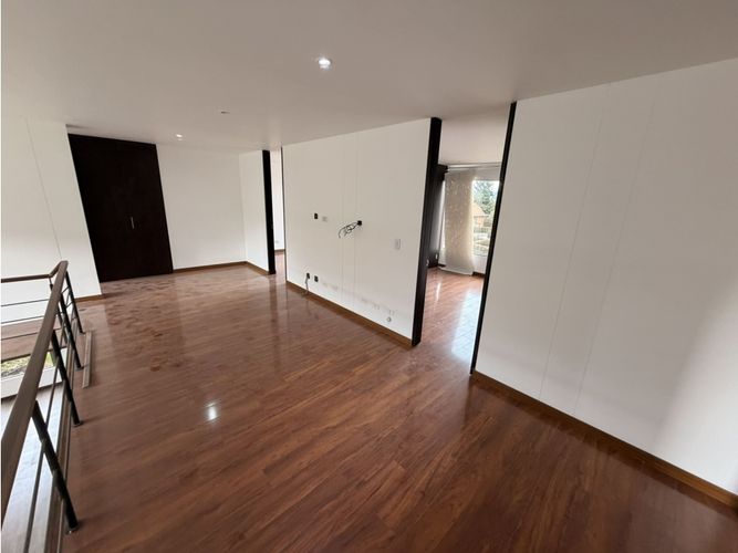Casa de 4 alcobas en venta en Parcelas, Cota, 257 m² · foto 23 de 24
