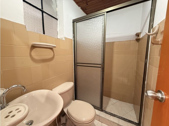Casa de 7 alcobas en venta en Jorge Eliecer Gaitan, Tunja, 268 m² · foto 20 de 24