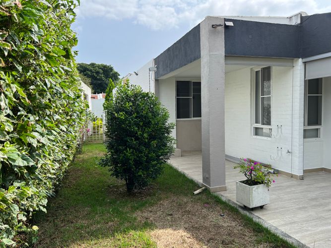 Casa de 3 alcobas en venta en El Castillo, Jamundí, 121 m² · foto 14 de 20