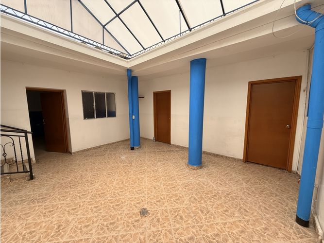 Casa de 7 alcobas en arriendo en Jorge Eliecer Gaitan, Tunja, 268 m² · foto 2 de 24