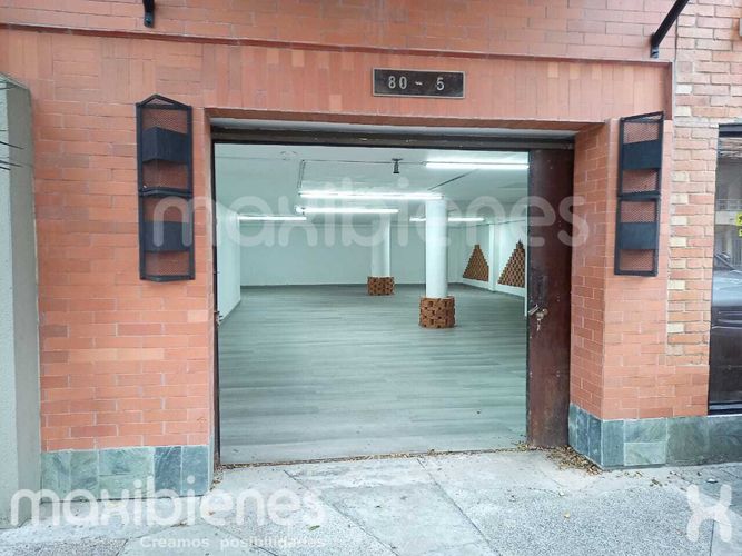 Local en arriendo en La Floresta, Medellín, 138 m² · foto 4 de 12
